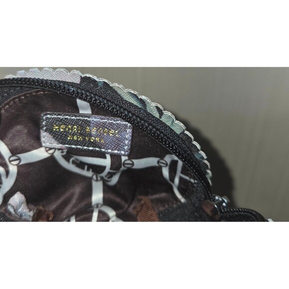 Henri Bendel Scalloped Edge Floral Coin Purse Zip Closure - Picture 6 of 7